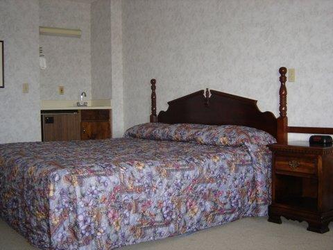 Hotel Hilltop 2*